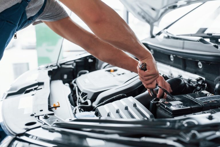 Read more about the article Top 5 Vehicle Maintenance Services for Longevity